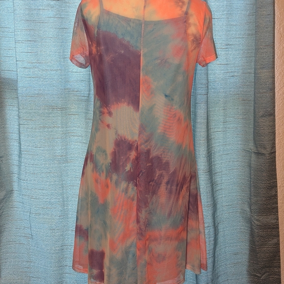 Tie-Dye Short Sleeve Dress - Picture 3 of 4